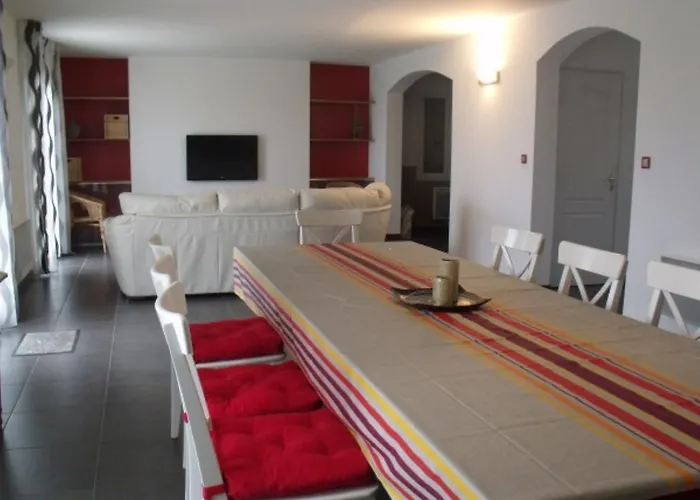 Bella Casa Aigremont